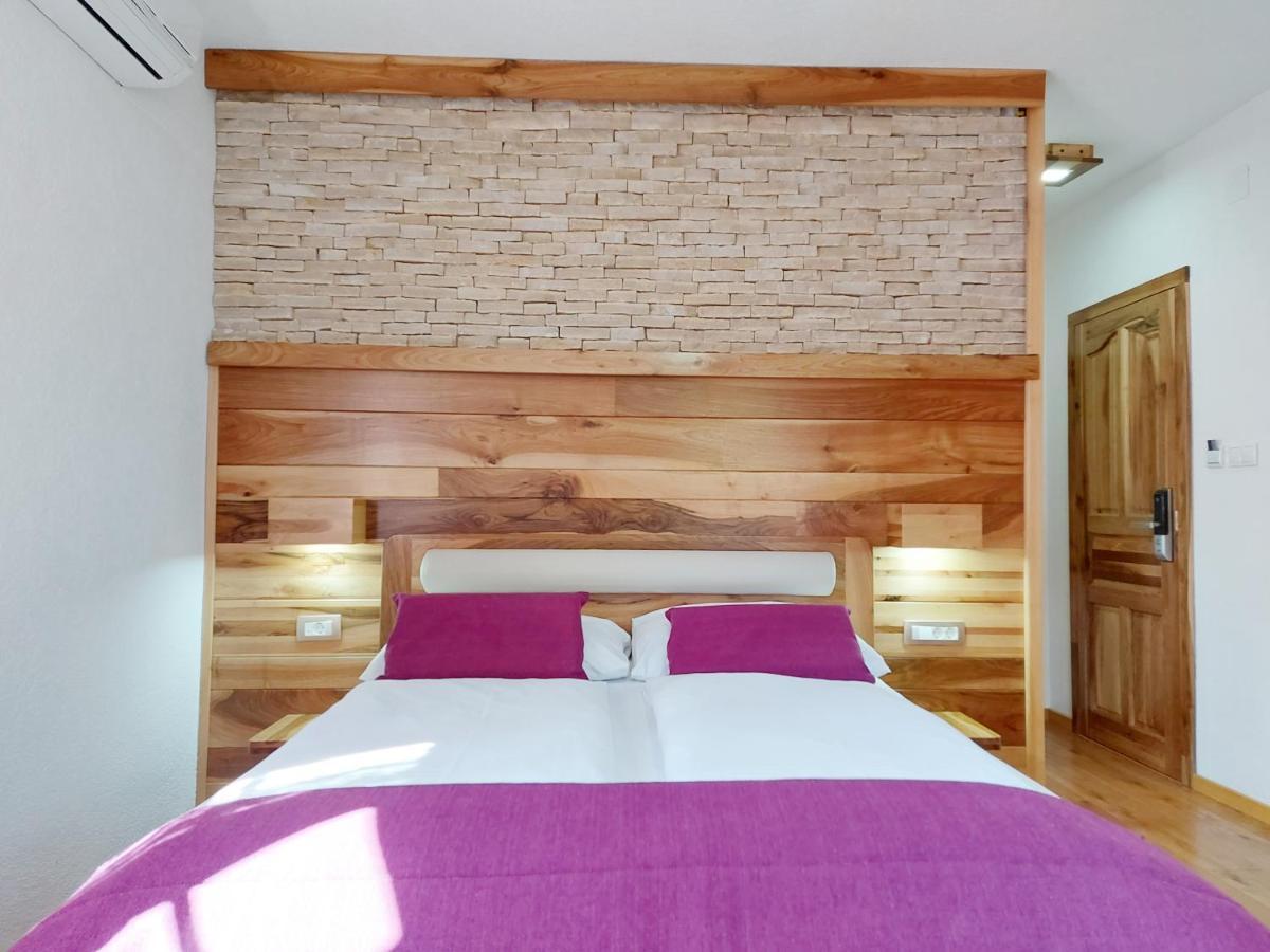 Plitvice Etno House I Bed & Breakfast พลิตวิชกา เยเซรา ภายนอก รูปภาพ