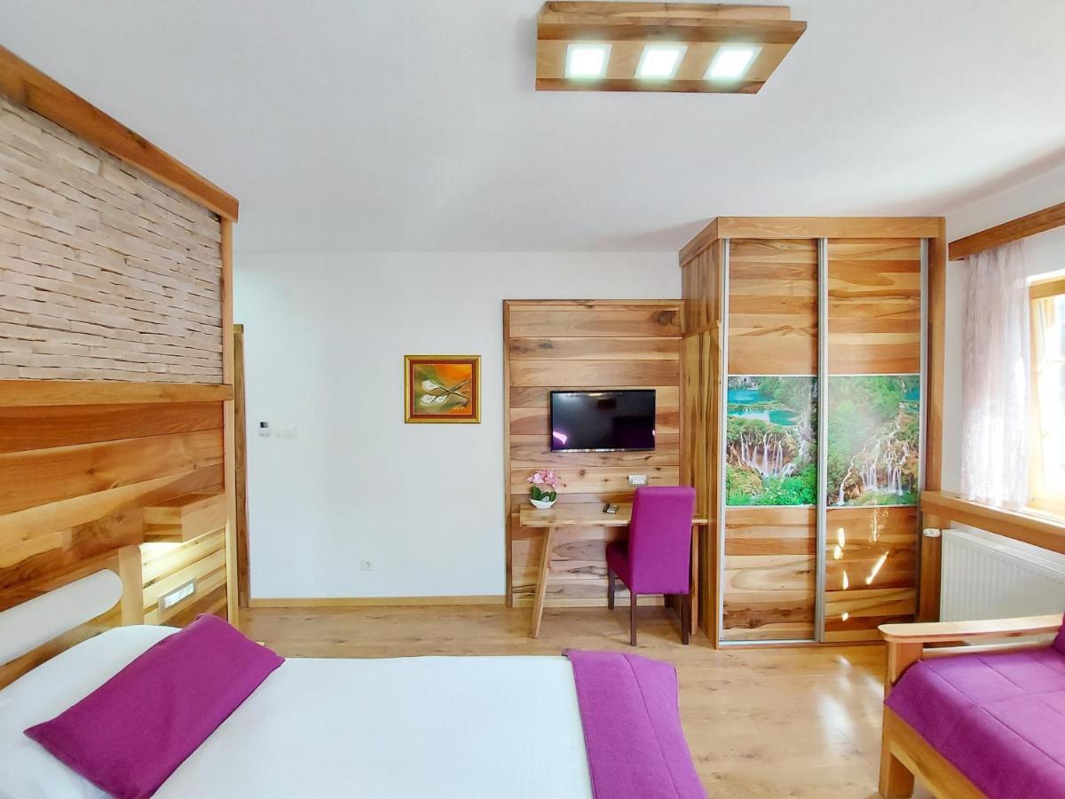 Plitvice Etno House I Bed & Breakfast พลิตวิชกา เยเซรา ภายนอก รูปภาพ