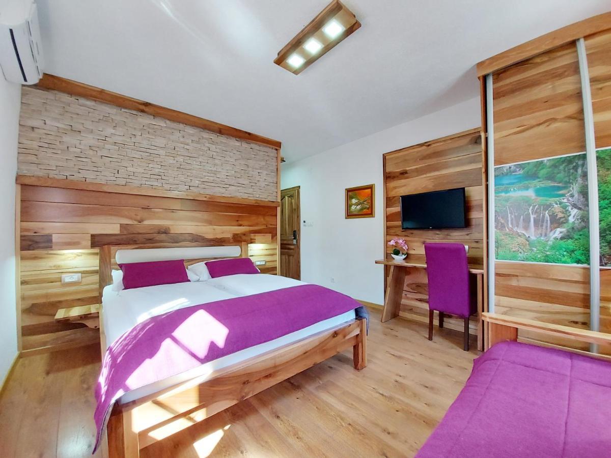 Plitvice Etno House I Bed & Breakfast พลิตวิชกา เยเซรา ภายนอก รูปภาพ